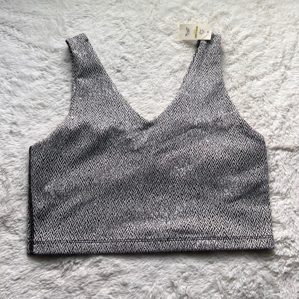 Aerie OFFLINE Recharge Sports Bra Black & White Herringbone Chevron V-Neck Small